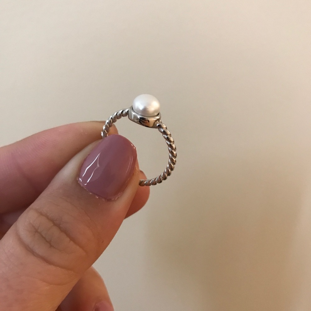 RESTOCK SOON Sterling Silver Pearl Rope Ring - Picture 4 of 7